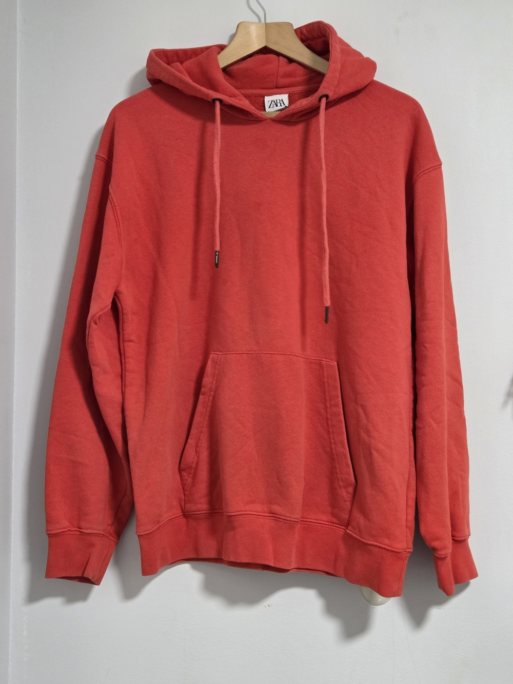 Zara Red Hoodie Sweatshirt for Men Size M